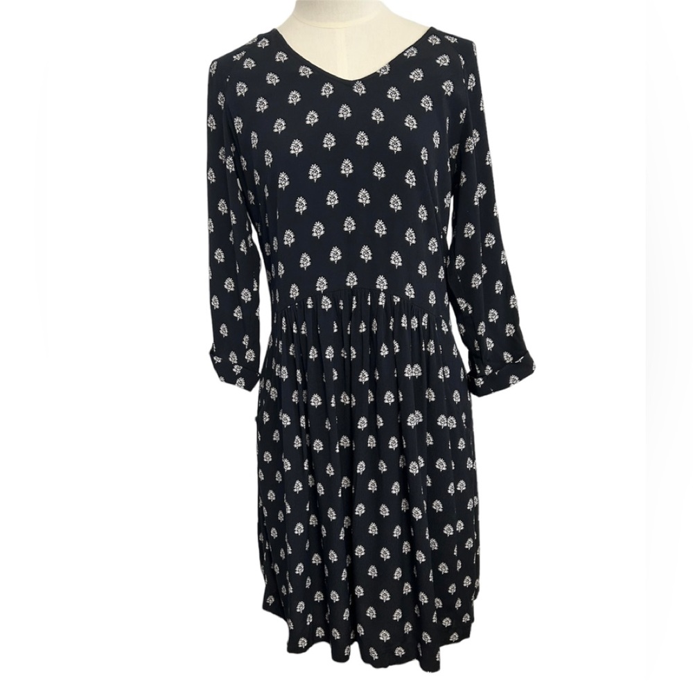 Garnet Hill black‎ white 3/4 sleeve dress womenes size 02.
